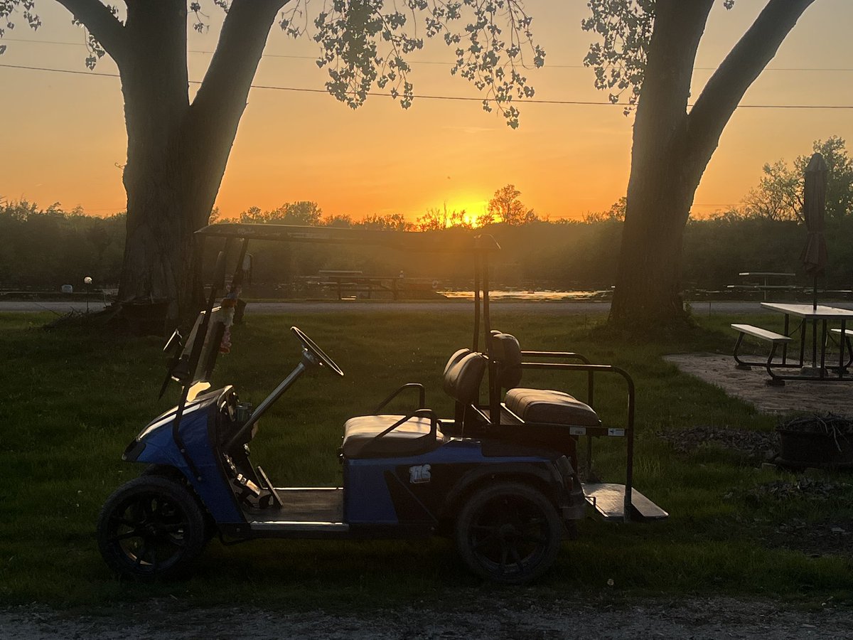 🎵🎶 Something in the Orange…🎶🎵. I sure do love camping season. Working ungodly hours throughout the week can really make you appreciate the quiet times in nature with some of your closest friends and family.