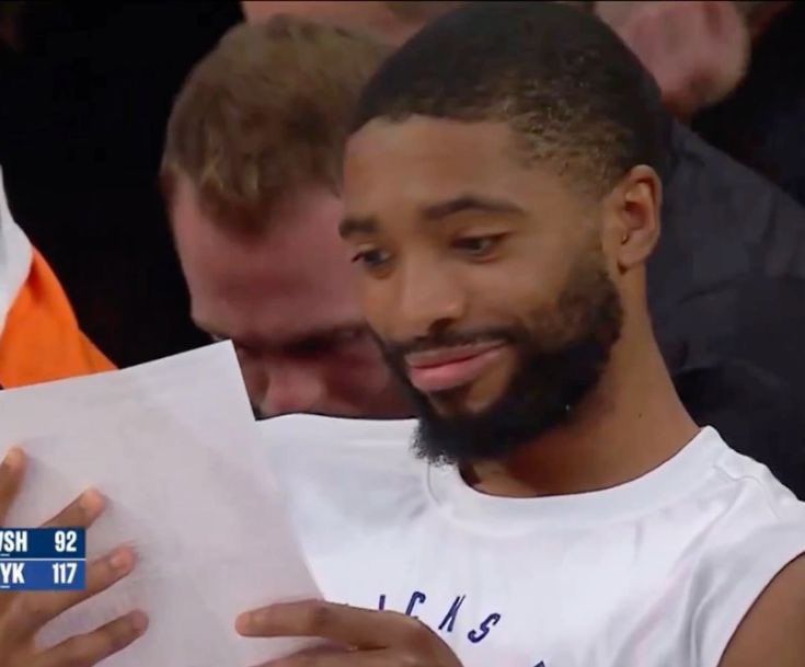 Knicks fans realizing their game wasn’t the worst blowout of the weekend