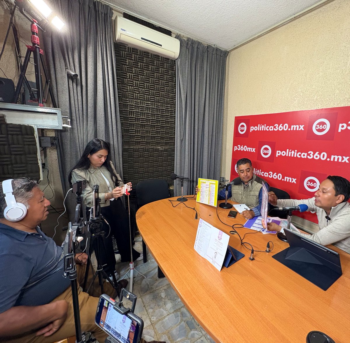 Gracias al equipo de #Política360 por invitarme a platicar en cabina de “La Mexicana” a través del 94.9 FM y 570 AM sobre la importancia de salir a votar este 1º de junio en las #EleccionesJudiciales: un momento histórico para ejercer el poder ciudadano desde la #justicia.