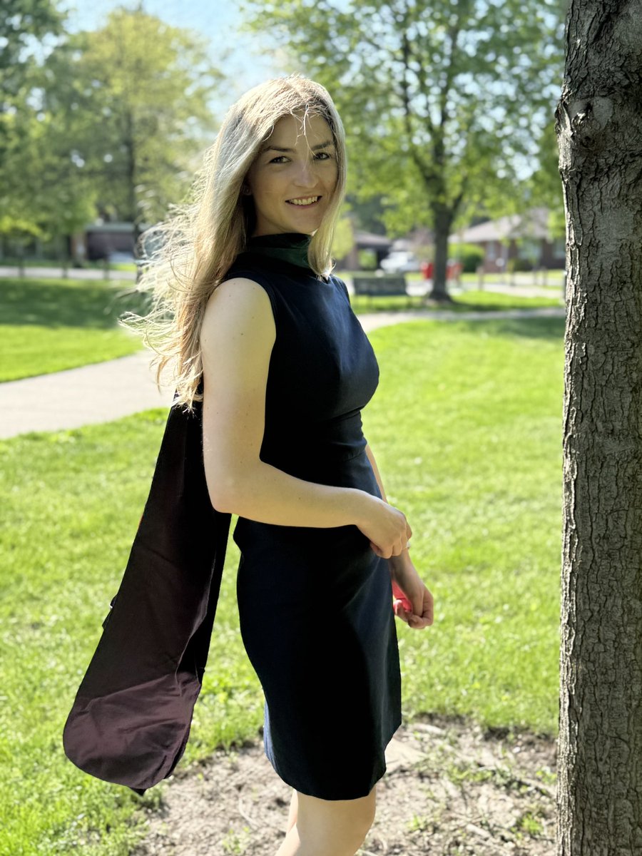 annabelleMD25's tweet image. 9 years and 3 degrees later, thank you @UofIllinois! Excited to officially be Annabelle Shaffer, MD, MS, neurosurgeon to be! 🧠