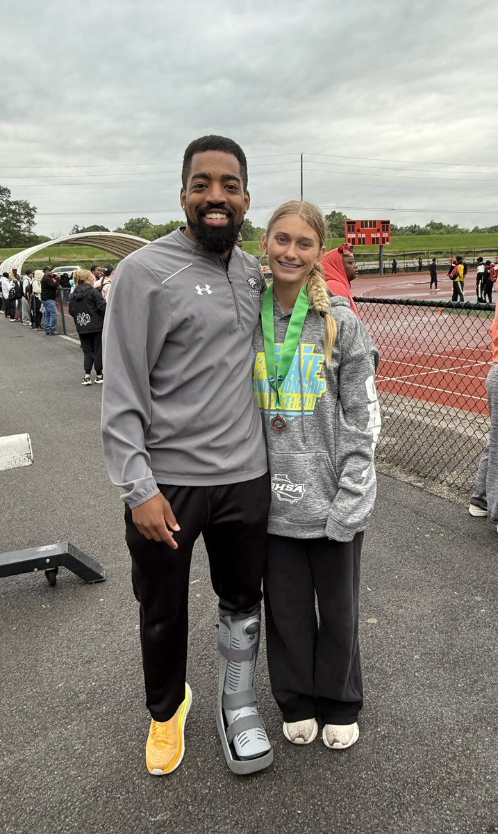 arenbking's tweet photo. 5th in State!! Super proud of Ava and extremely grateful to Coach Wallace for not only his time and guidance but for believing in Ava and inspiring her to work hard to reach whatever goal she sets for herself! https://t.co/v694fDzl5z