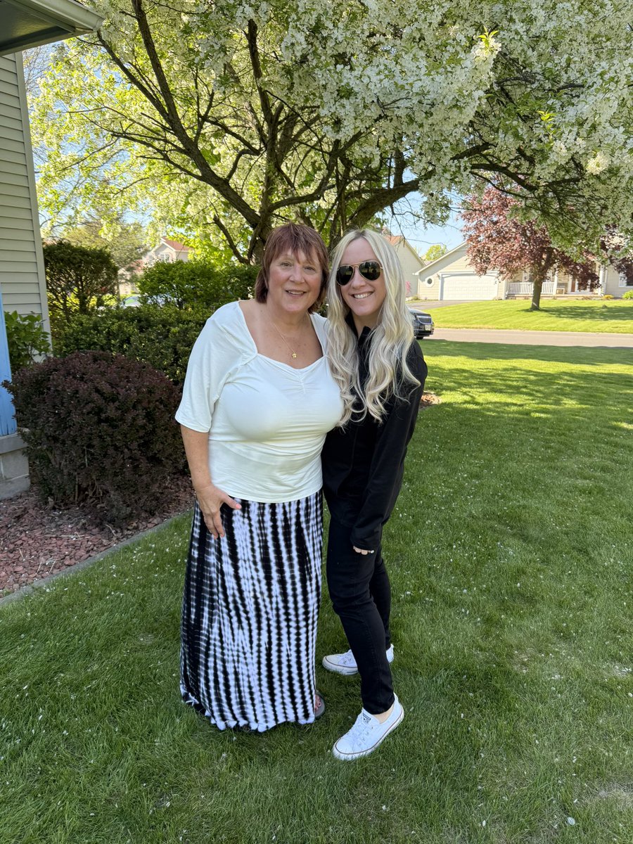 Happy Mother’s Day, Mom! Love you so much!🤍🌼 <a href="/Deborah38877456/">Deborah Wagner</a>