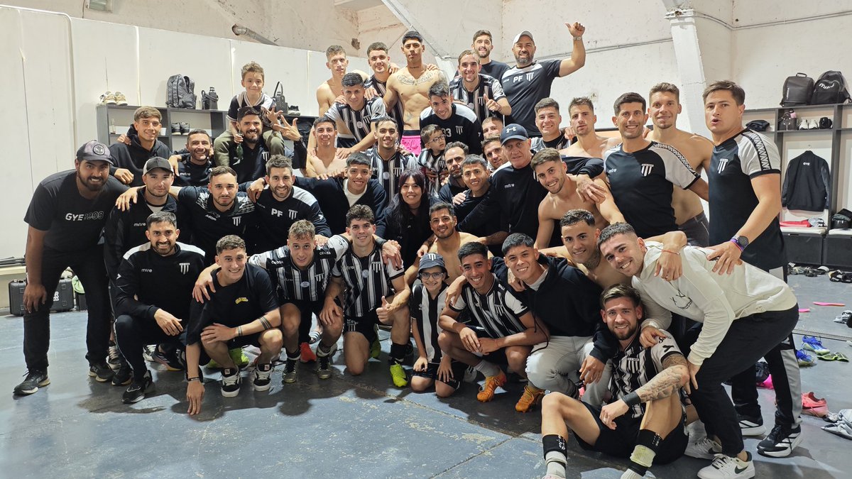 GimnasiaMendoza's tweet photo. QUE EL PARQUE SIGA DE FIESTA🐺🎉

¡Buenas Noches familia blanquinegra!🖤🤍 https://t.co/6FSz0cxcUR