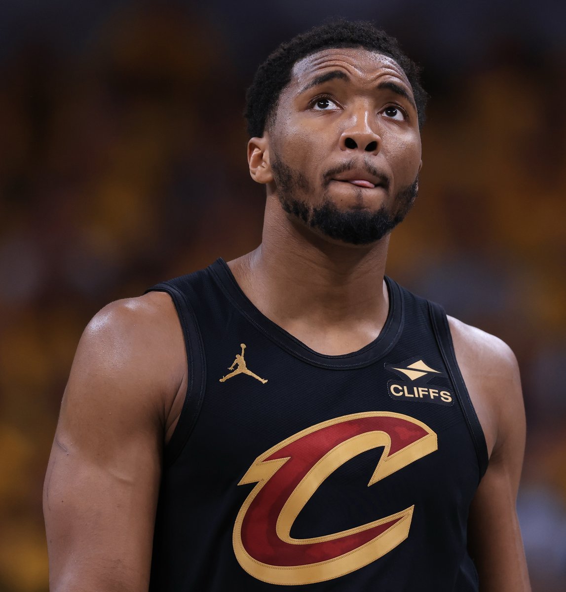 BleacherReport's tweet image. Donovan Mitchell is dealing with an ankle injury and is doubtful to return to Game 4