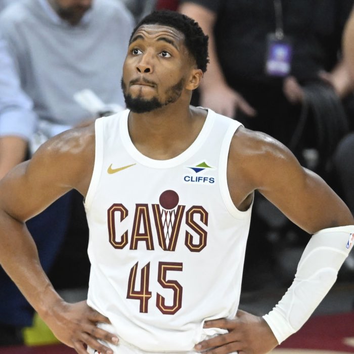 LegionHoops's tweet image. The Cavs won 64 GAMES this season and now sit on the brink of elimination after going down 3-1 to Indiana.
Any given Sunday man.
