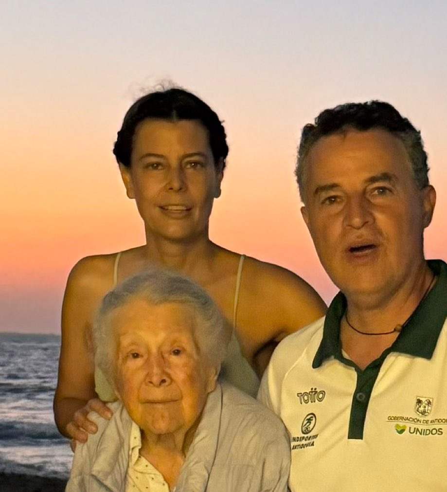 Mi MADRE y la MADRE de mis hijos, gracias DIOS mío.