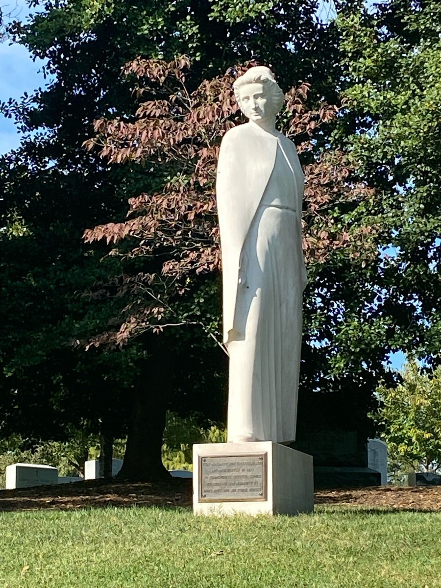 Military Tours (@dcmilitarytour) on Twitter photo Happy #InternationalNursesDay <a href="/ArlingtonNatl/">Arlington National Cemetery</a>. Why do Nurses have their own dedicated section at Arlington for their vocation? Come find out: buff.ly/3UrmIUr Happy #InternationalNursesDay <a href="/ArlingtonNatl/">Arlington National Cemetery</a>. Why do Nurses have their own dedicated section at Arlington for their vocation? Come find out: buff.ly/3UrmIUr