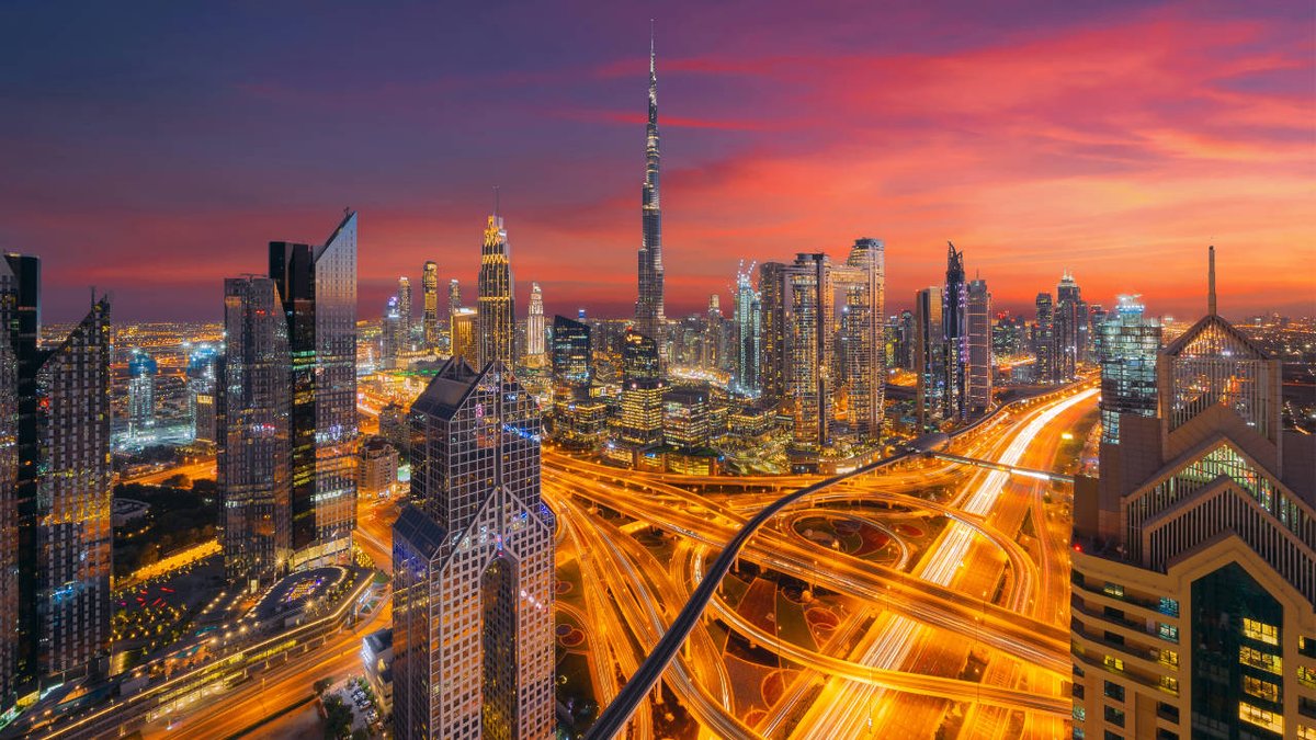 Glass enhances thrilling experiences: discovering Dubai's Sky Views ➡ 

🇺🇸
vitrumlife.it/en/vetro-esper… 
-----
🇮🇹 
vitrumlife.it/vetro-esperien… 

#glass #glassindustry #building #Dubai