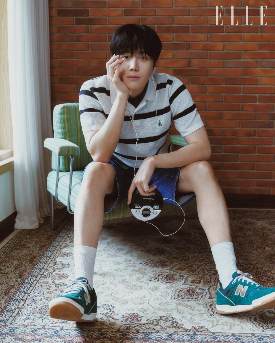 KimSeonHo_HQ's tweet photo. [250512] cosmopolitankorea Instagram post featuring actor #KimSeonho for Beanpole.

"In the spring when all things turn green🌿, we met actor Kim Seonho, as fresh as the season.
Wearing the free silhouette and colorful Beanpole S/S collection, his appearance looked more relaxed than ever.
The warm day spent by Beanpole and Kim Seonho—check it out now through the pictorial.📸

Editor: Kim Hyojeong (Media Lab)
Photographer: Bae Junseon
Stylist: Nam Joohee
Hair Stylist: Park Mihyung
Makeup Artist: Kim Doyeon
Set Stylist: Kim Taeyang
Assistant: Lee Ranyeong

@beanpole_official @seonho__kim
#빈폴 #beanpole #김선호 #seoulclassic"

— https://t.co/UJDeHEvXeE