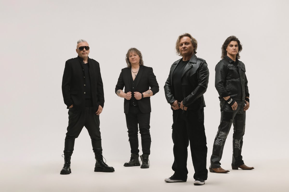 Šank Rock predstavlja novi singel z naslovom Danes je dan. Gre za energično rock skladbo z močnim sporočilom, ki nagovarja vsakdanjega človeka, da kljub sivini sveta vstane in reče: „Hej, vse bo okej, čeprav nič ni več, kot bilo je prej!“ 

Več na: zkp.rtvslo.si/s/sank-rock-da…