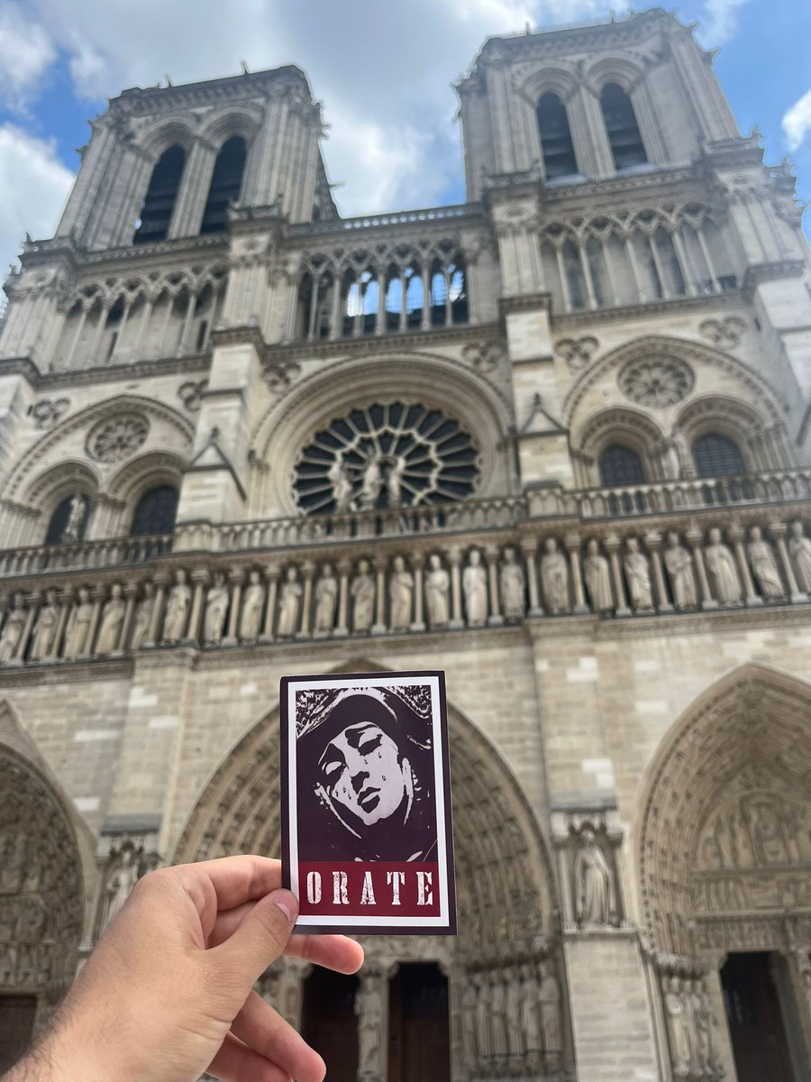 ORATE_'s tweet image. Miembros de ORATE estuvimos presentes en el homenaje anual a Juana De Arco, mostrando nuestro respeto a la heroína francesa.