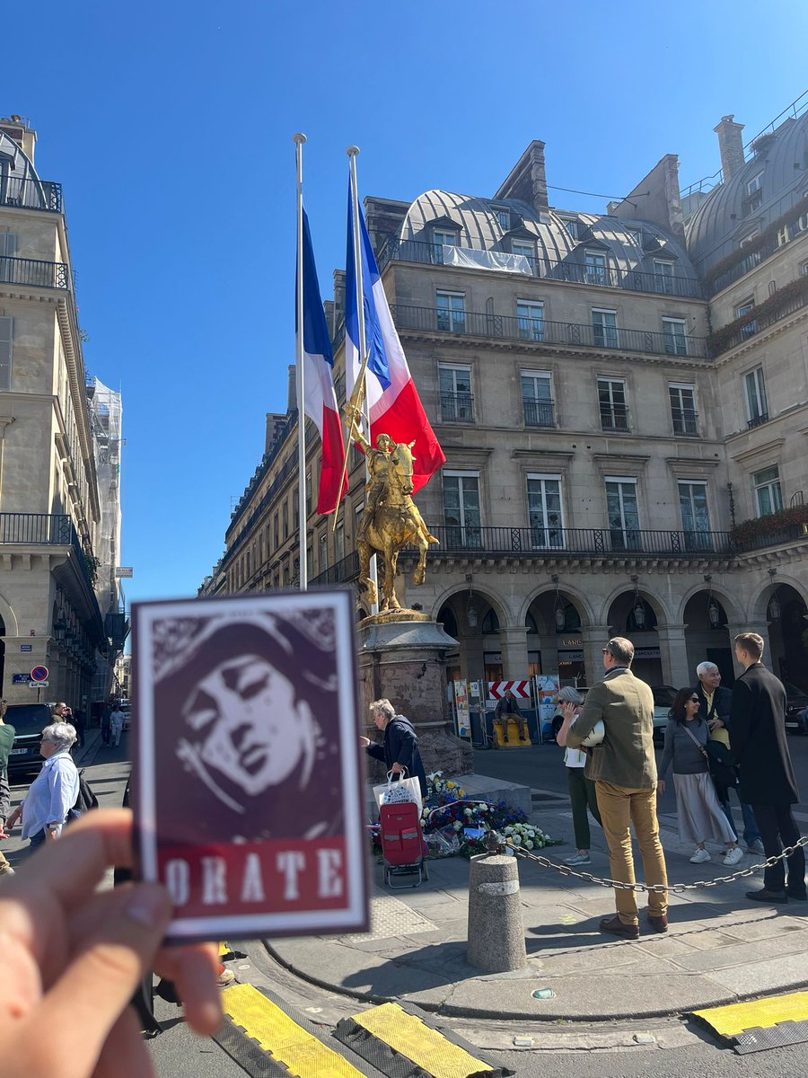 ORATE_'s tweet image. Miembros de ORATE estuvimos presentes en el homenaje anual a Juana De Arco, mostrando nuestro respeto a la heroína francesa.