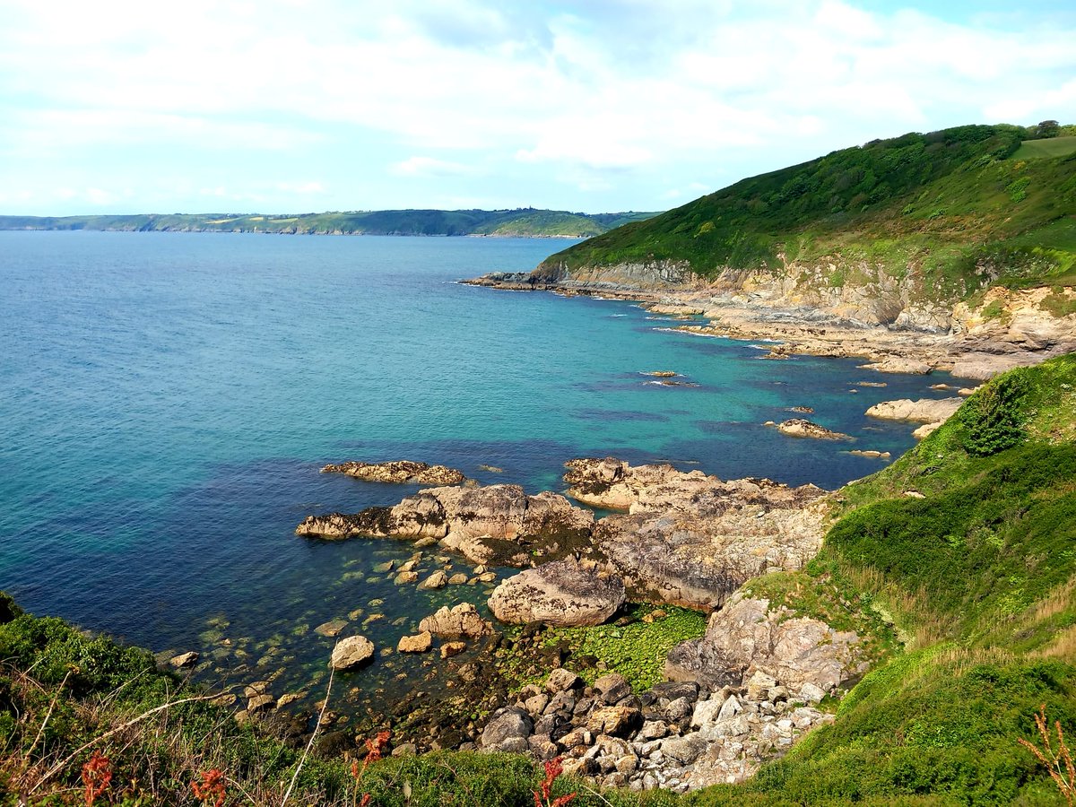 Good morning peeps.
We have our May swim this evening.
Now if you've spent your recent summers days at places like this, then 🥳🥳🥳🥳
Good for you 😁😁😁
So why not take a splash this evening and join us.
