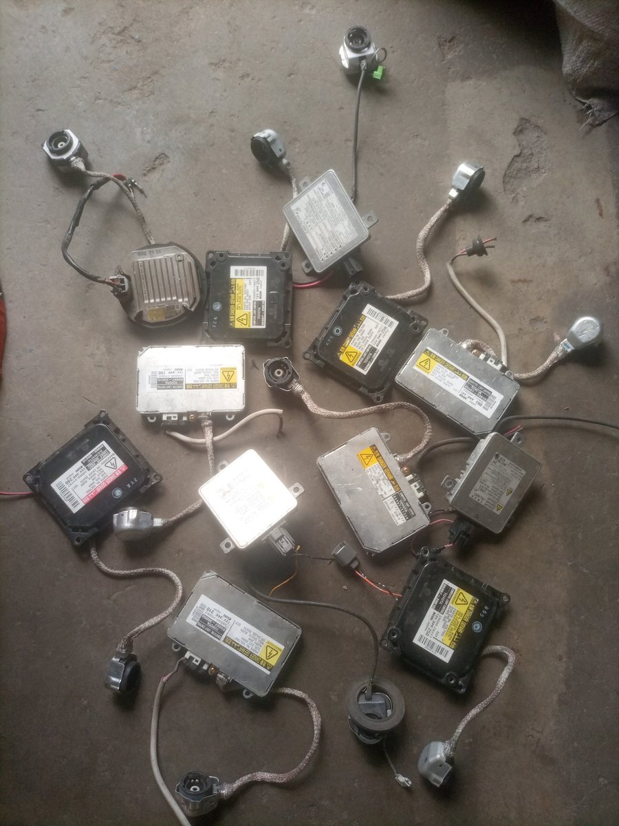 MutahiWaSpares's tweet photo. Toyota,Mazda, Mitsubishi,Honda,Nissan&amp; Subaru headlight computer ballast https://t.co/uRTMTSFWix on 0792717302/0716299685 for delivery. https://t.co/DChZJUBH0u