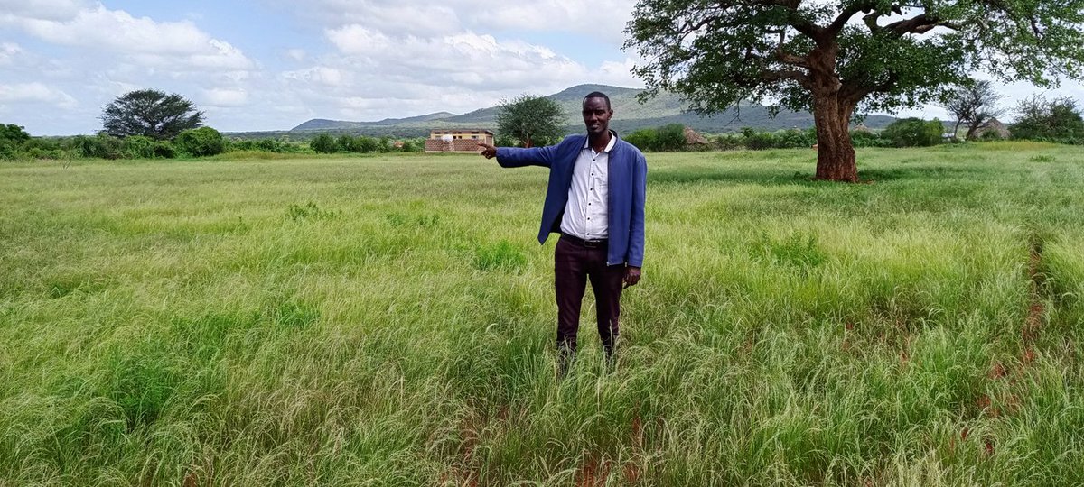 JarsoShedo's tweet photo. #Change_starts_small_things,Progressively reaches big levels. The mov't in the school(for food security) in Dhasi Village and the Health Center(Reform) in the town confirms this. I think we wouldn't lose going far if we tried with what we have rather than waiting far everywhere. https://t.co/zqIBOALX5g