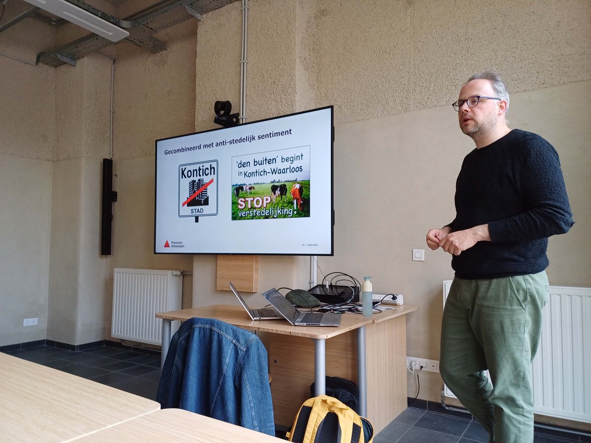 Dr. Clemens de Olde leverde dit jaar opnieuw een gesmaakte bijdrage aan onze opleiding STeR*, in zijn gastles over de afbakening van de stedelijke gebieden en hoe stad-rand-tegenstellingen zich uiten in intergemeentelijke samenwerking.