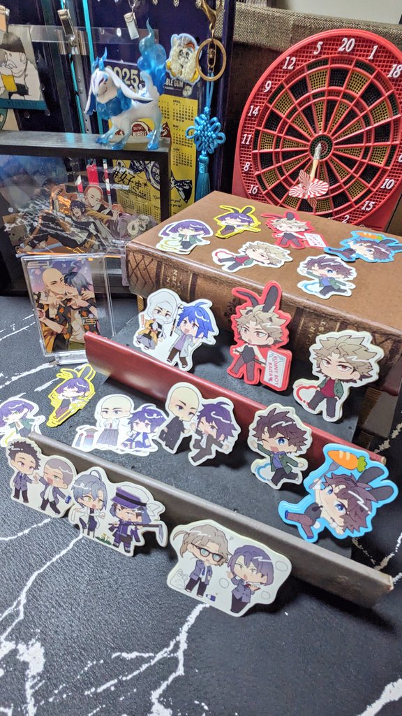 10kano_pm's tweet image. ZEAMI sticker様(@ZEAMI_Sticker )に創作キャラクターのデフォルメ絵を印刷お願いしたものが届きましたー！
初めてダイカットステッカーを作ったのですが作るの嵌りそう🤩
名刺サイズより少し小さめになります。