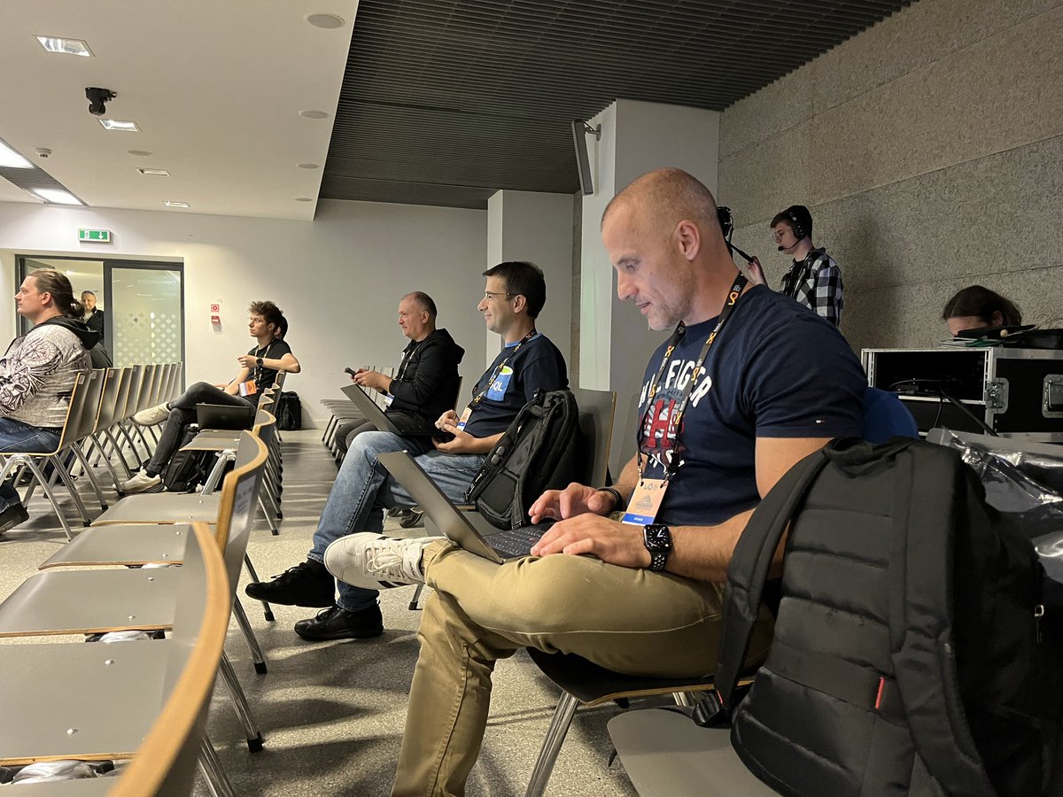 SasaPopovicMSFT's tweet image. Pre-conference workshop
“Becoming an Azure SQL DBA -
Advancing the Role of the SQL Server DBA” is on 🙌
#SQLDay2025 #sqlday #DataCommunityPoland #datacommunity #Wroclaw #Poland