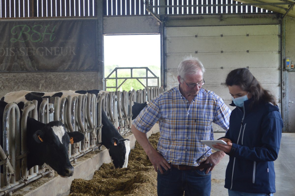 🐄 Le bien-être animal, c’est aussi une question de science.
Avec #HappyMoo, l’Europe développe une méthode pour surveiller la santé des vaches grâce à l’analyse de leur lait.
Un projet collaboratif pour une agriculture plus responsable.
👉 lnkd.in/eUfs82tX
#SemaineEurope