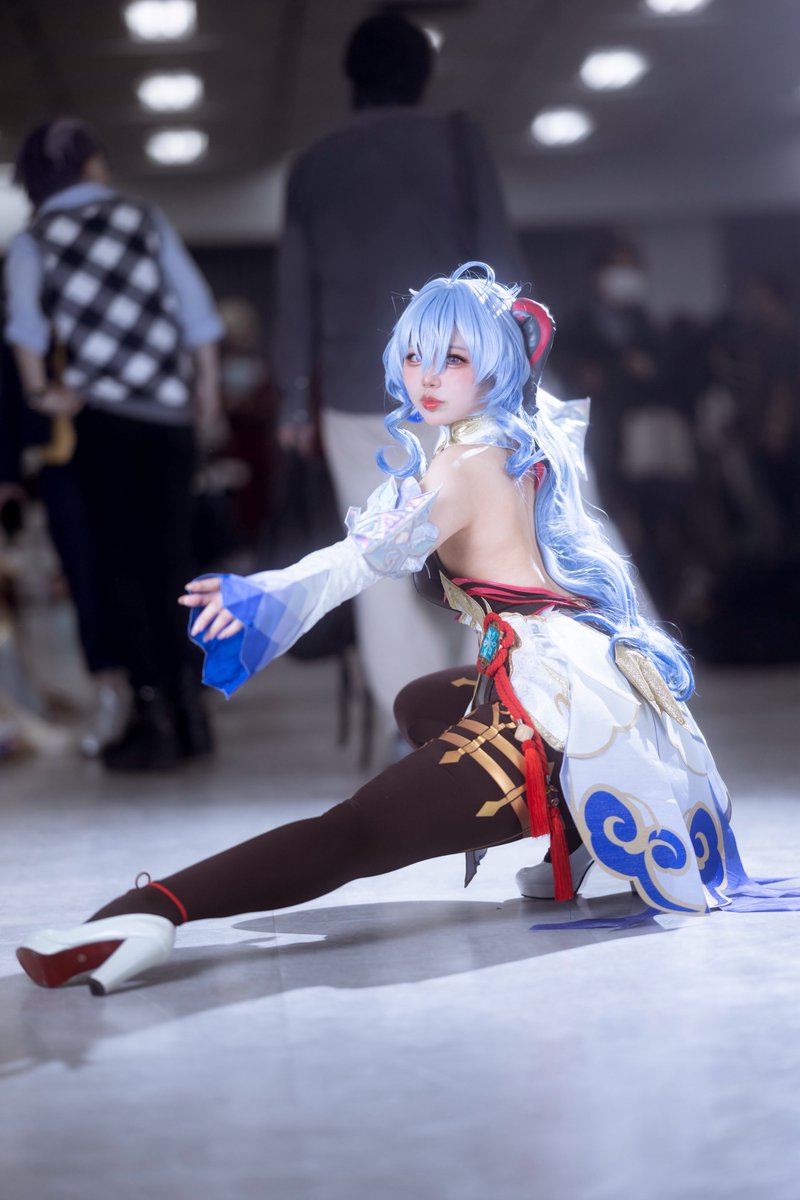 amouhimari's tweet image. コスプレ/Cosplay
原神┊ GenshinImpact
甘雨┊ Ganyu❄️
「瑠璃のように落ちなさい」
photo:@masasui55 (まさすぃさん)
#アコスタ池袋 #GenshinImpact #Ganyu