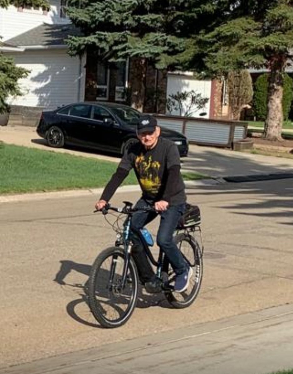 Heidi Fedoruk (@cashmobstalbert) on Twitter photo 11 weeks ago he fell and fractured his hip
Today on his 79th birthday he took his bike out for a trial spin!!
<a href="/PathsTrails/">Darwin Park π¨π¦π΄π½ββοΈπ¦ππΌββοΈπ</a> 11 weeks ago he fell and fractured his hip
Today on his 79th birthday he took his bike out for a trial spin!!
<a href="/PathsTrails/">Darwin Park π¨π¦π΄π½ββοΈπ¦ππΌββοΈπ</a>