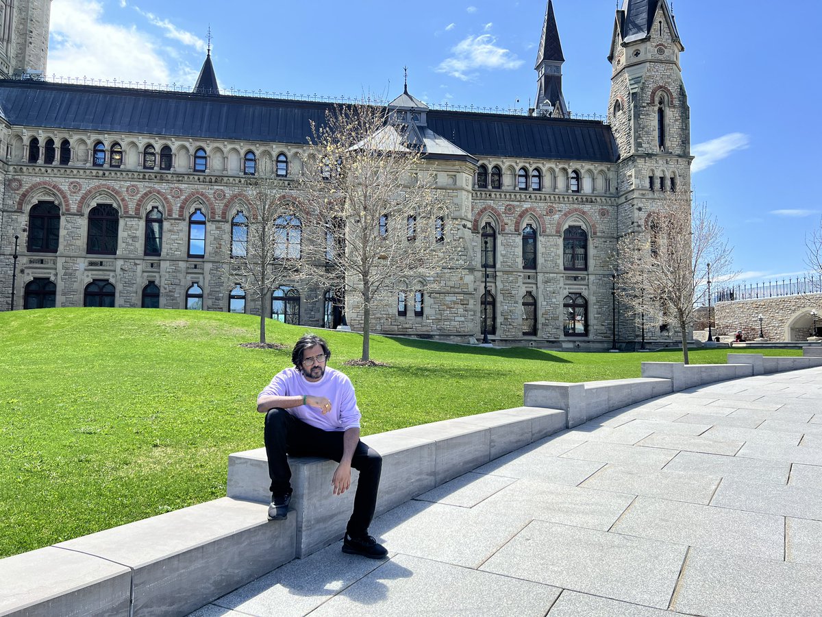 bharanirk's tweet photo. the iconic Parliament of Canada! From stunning Gothic architecture to the changing of the guard, it was a truly memorable stop in the heart of Ottawa.

#ParliamentHill #ExploreOttawa #CanadaTrip #IndiaToCanada #USAToCanada #TravelCanada #OttawaViews #BucketListTravel #Indian https://t.co/69w3A7Lx5r