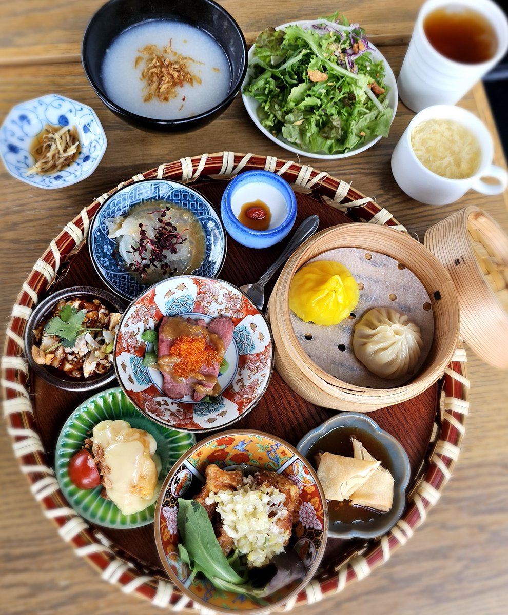カラフルでキレイなランチ😍