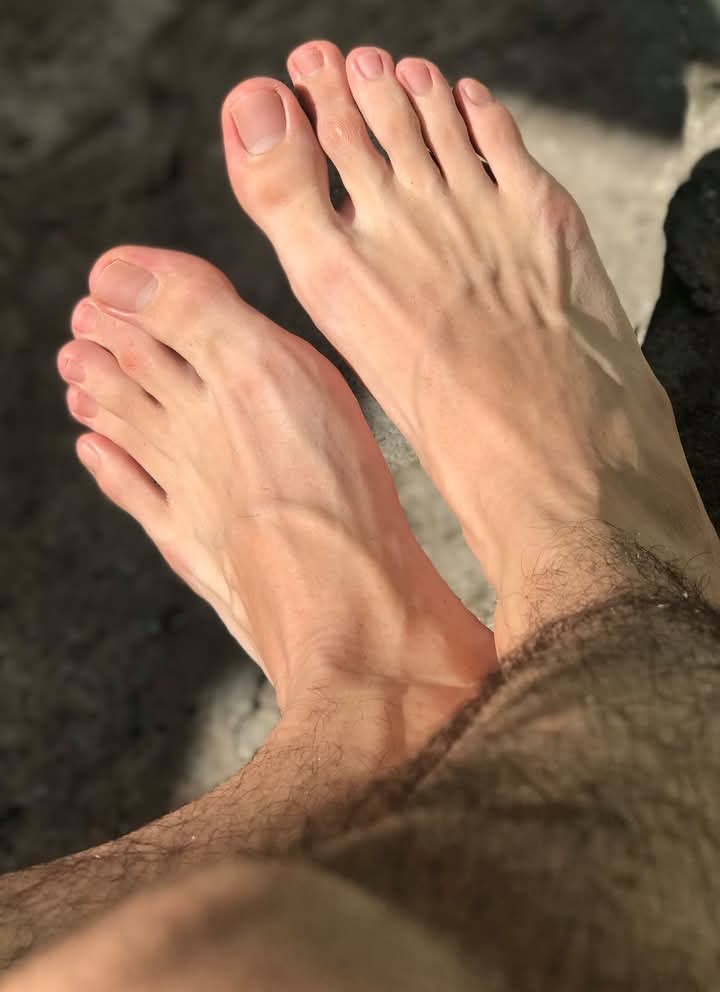 tuspiesgay's tweet photo. #feetsgay #gayfeets #mens https://t.co/AWJyGk1twb