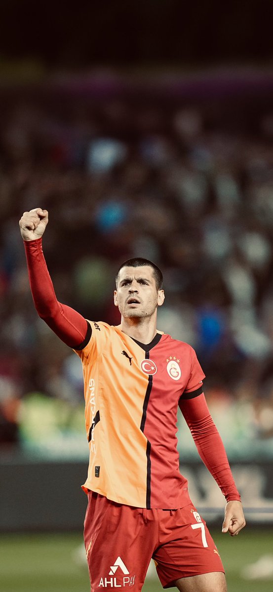 Bence Osimhen gidecekse İspanya Milli Takımı kaptanı Morata kesinlikle takımda kalmalı. Tecrübesi ile Cl. de çok işimize yarar, ondan iyi rotasyon topçusu bulmamız çok zor, siz ne dersiniz?
