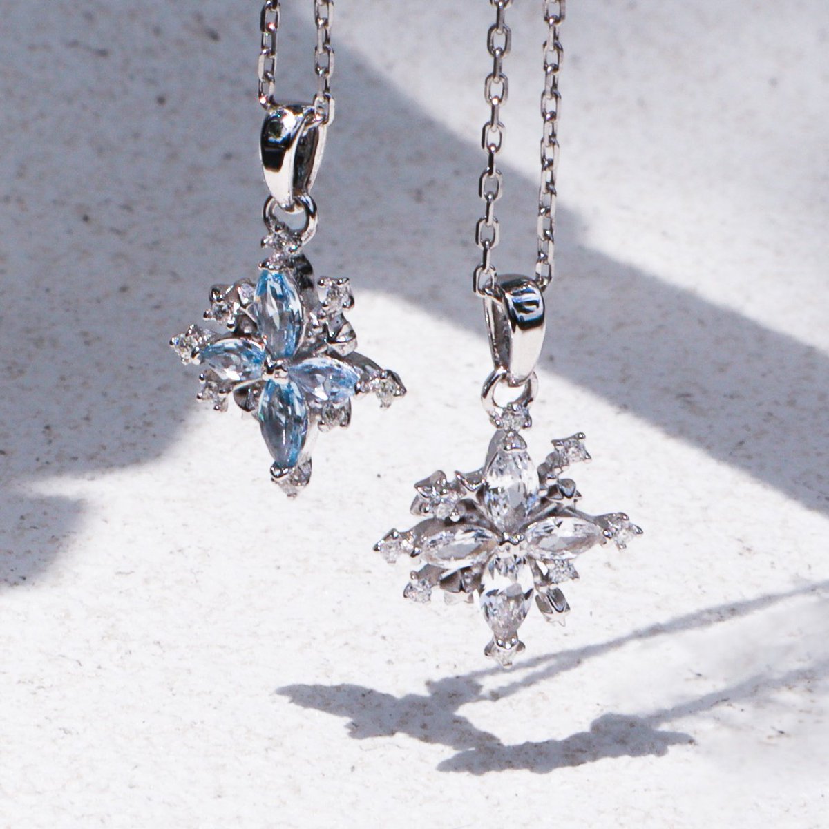 [#RT #rt이벤트]
🎆rt+팔로워 한 분께 아래 제품을 드려요!🎇

✨️여름의 대표적인 하이라이트 불꽃 축제✨️
찬란하고 소중한 순간을 담은 "스파클 펜던트"가
텀블벅 프로젝트에 공개 되었습니다!

관심 있으시다면 알림신청도 부탁드려요🥰💖
airbridge.tumblbug.com/nsjabd