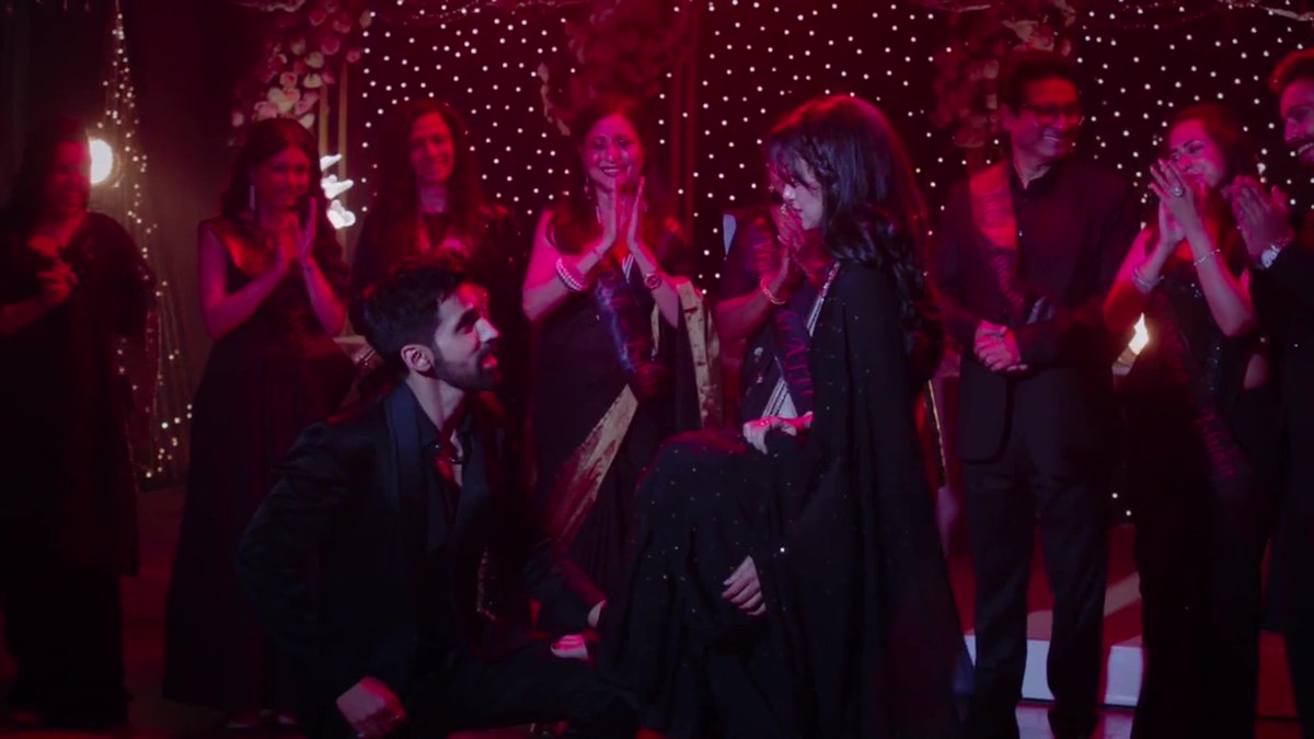 edserkins's tweet photo. key takeaway: that ep served everthing and more, title drop, baatein, chai, chuski, dancey dance incorporating all their tiny yet significant moments—bichiya, bench chai, pinky promise—everyone being team amu, forehead touch... i aur u forever <3

HAPPY BEGINNINGS :') https://t.co/60Hm9I9U1R