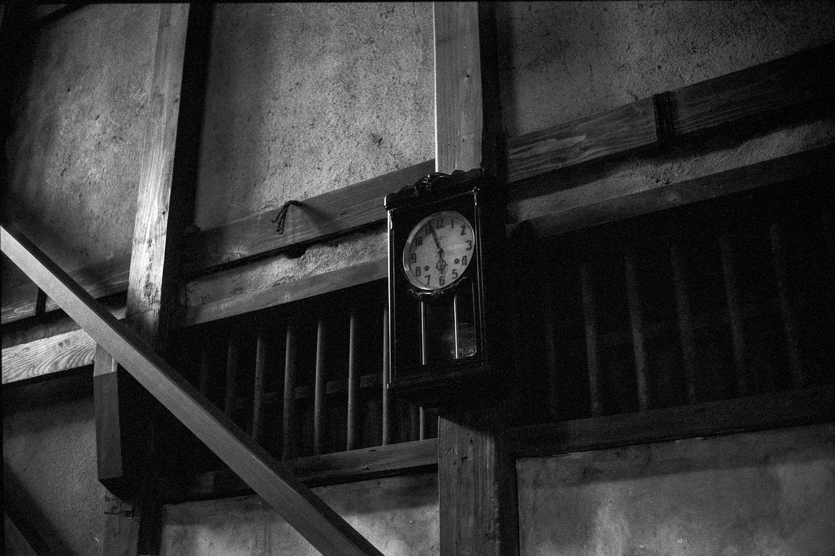 FilmBearPhoto's tweet image. これは久々に「サイアノでプリントしたい」と思えるいい具合の1枚ができました。

#Rollei35 #AristaEduUltra200