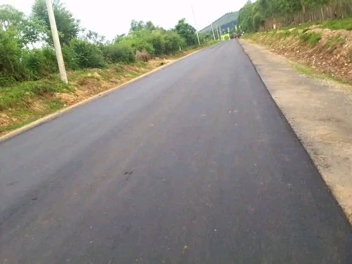 LITEIN_KIBUGAT ROAD.

A Recommendable work-in Progress of Re-termacking of Litein-Kibugat road .Kazi kwa mpigo 
Kibet Komingoi Sebuleni