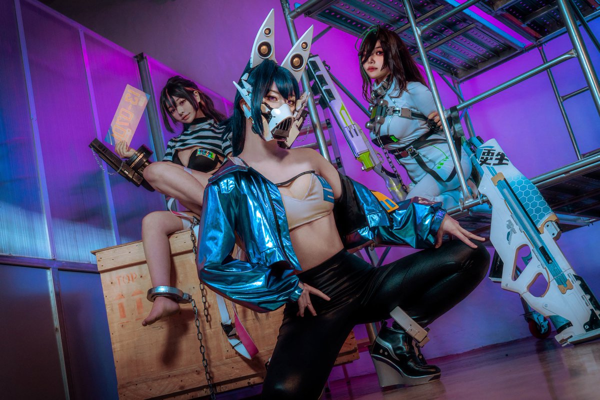 NIKKE - Real Kindness Squad
 .
.
📸. <a href="/moemoamoa/">moa</a>
💜Sin <a href="/getget_cos/">겟겟_GETGET</a>
💚Guilty <a href="/hapoom125/">: 리슈🕯️</a>
🩷Quency <a href="/jongya_cos/">종야</a>

#NIKKEAnniversary #NIKKEcosplay #nikke #cosplay #니케 #코스프레