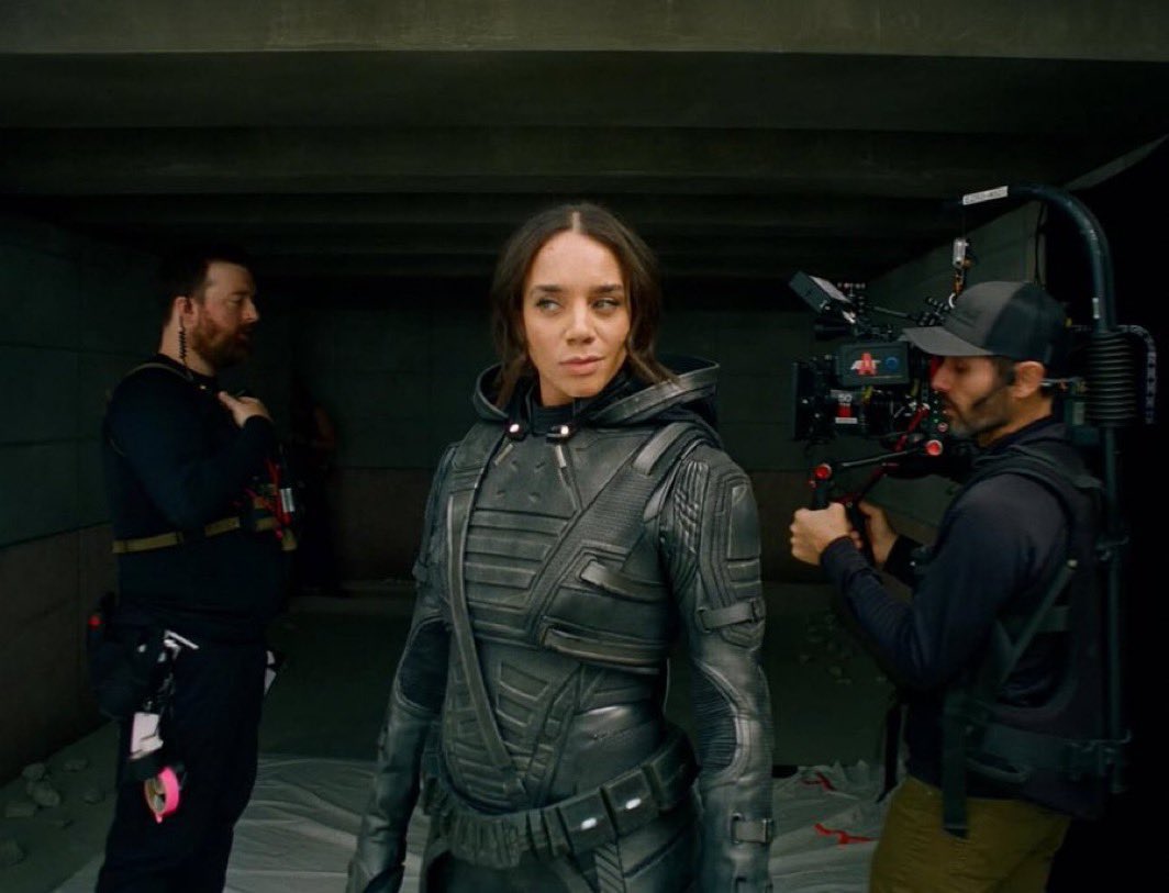 JohnnyBoyLives's tweet image. Her being the first Black woman to be an official Avenger is so gotdamn cool to me.