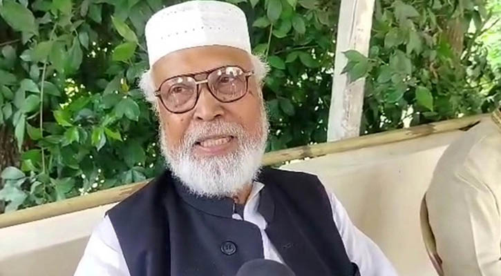 আওয়ামী লীগের ভবিষ্যৎ নিয়ে কাদের সিদ্দিকী: ‘আ’লীগ কচু পাতার পানি নয়, নিষিদ্ধের রায় জনগণের হাতে’