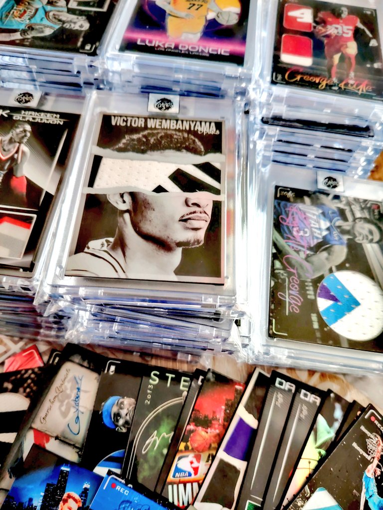 DelambreT's tweet image. Work in progress.... 👀
On se retrouve Samedi 17 Mai au @pariscardshow 🔥
#PCS #thehobby #CardsAddict