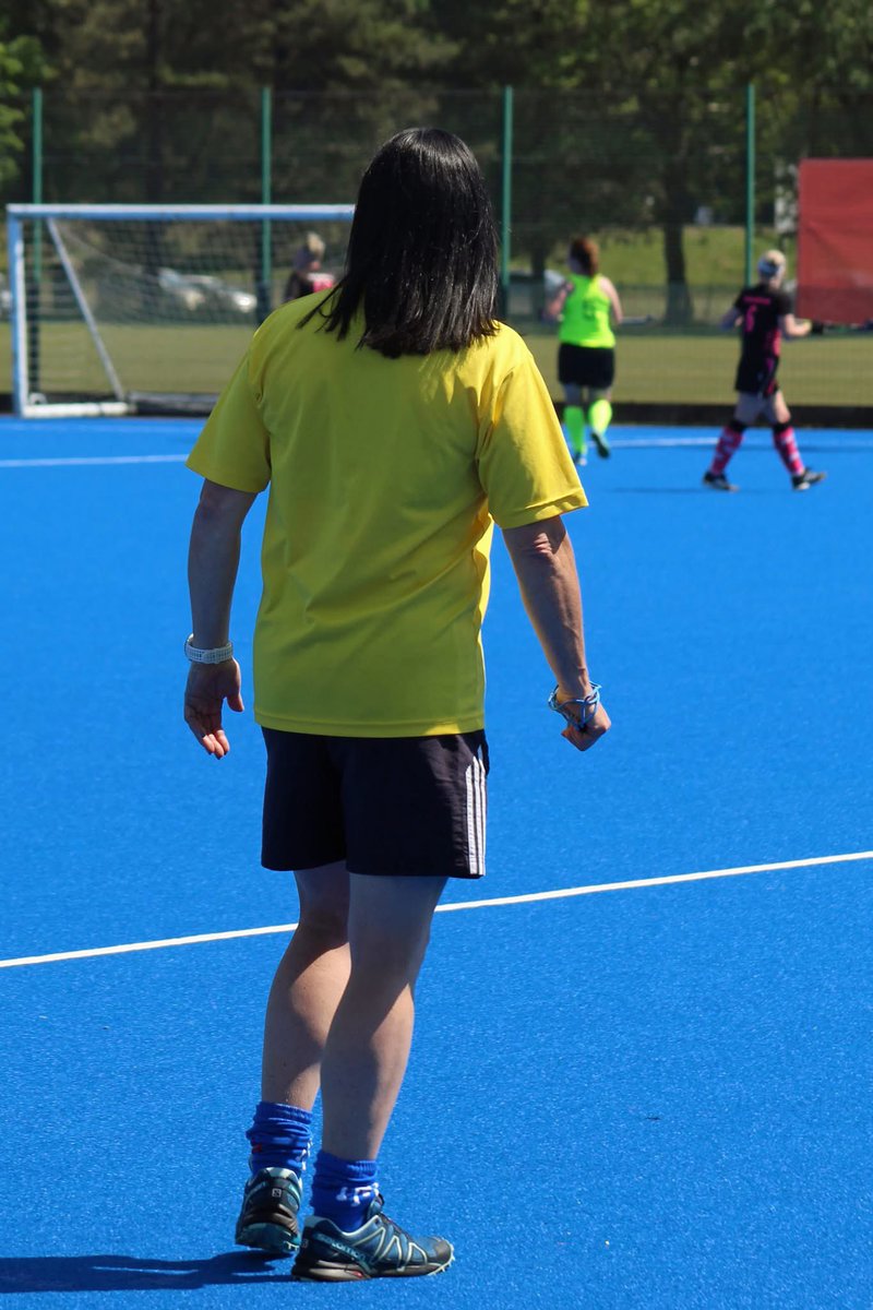 Masters tournaments can't happen without the amazing people behind the scenes who organise them and without umpires. Many thanks to Baz and all of the umpires who helped in the Wales Masters Ladies Hockey's Club Masters tournament this weekend <a href="/WalesLadiesHock/">Wales Hoci Old Birds</a>