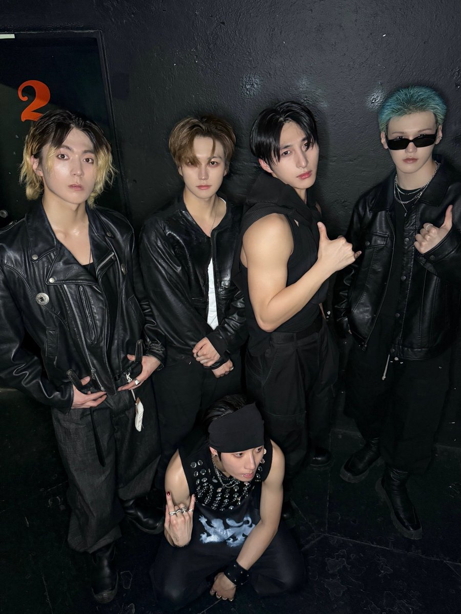 JUSTB_Official's tweet photo. [#JUSTB_BY] 📸K-Festival &amp; JUST B CONCERT [JUST ODD] in Mexico City 

#JUSTB #저스트비 https://t.co/COGElNi81y