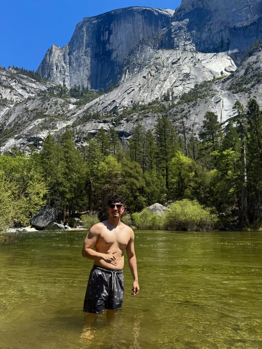 LorenzoRealtor_'s tweet photo. Yosemite National Park https://t.co/UlRXLUICXA
