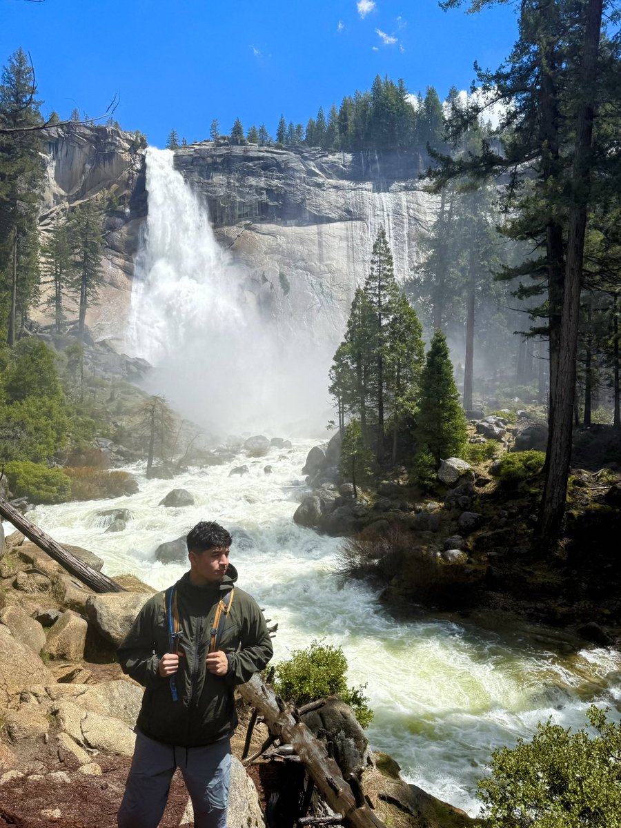 LorenzoRealtor_'s tweet photo. Yosemite National Park https://t.co/UlRXLUICXA