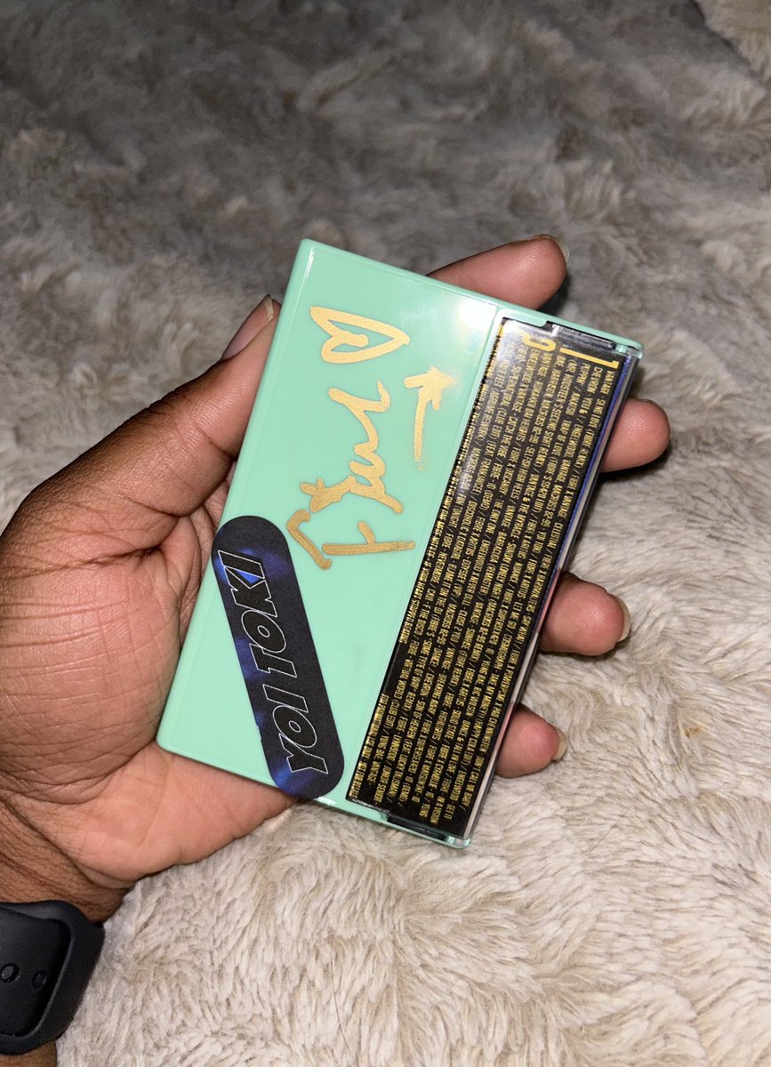ur fav juicy babeπββοΈβ¨ (@lilblacktia_) on Twitter photo And I got it autographed by <a href="/fibrealex/">im at @fibre.bsky.social ππͺ</a> himself after the concert :) And I got it autographed by <a href="/fibrealex/">im at @fibre.bsky.social ππͺ</a> himself after the concert :)