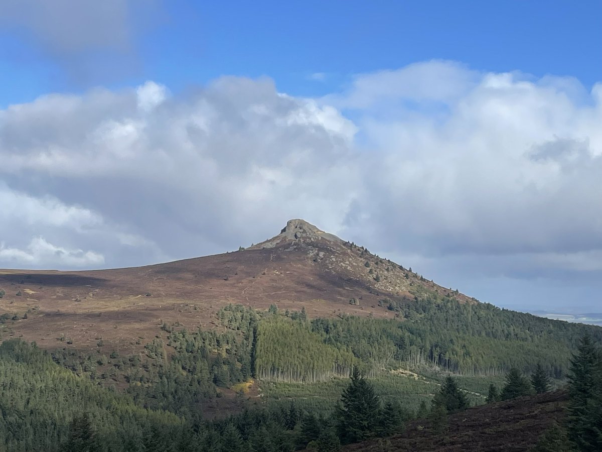 AberdeenMRT's tweet image. We’re excited to let you know that our Event this year will be held on Sat 30th August and will be in the Bennachie area. There will be a long walk, shorter walk, hill race and guided walk. We are looking forward to seeing you. Details and entry forms will be available soon.