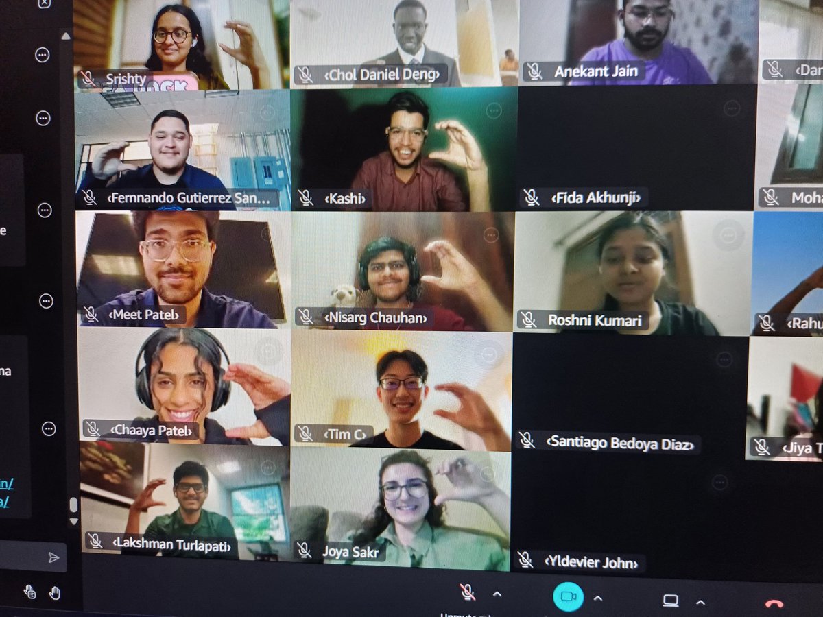 M_Srishty's tweet photo. Yesterday’s Onboarding meet was full of energy.. with all the Captains present! #AWSCloud 
can’t wait to build n grow wid everyone!

@ChrisAnich @mauroav_ @JacobChrispinus @NisargChau31277 @hotragn
@Virtual_Horror @AmayDixit11 
 @AbrahamAlgorith @rsnkyx @Manvendra_1406 #Community https://t.co/x5otM8FJZZ
