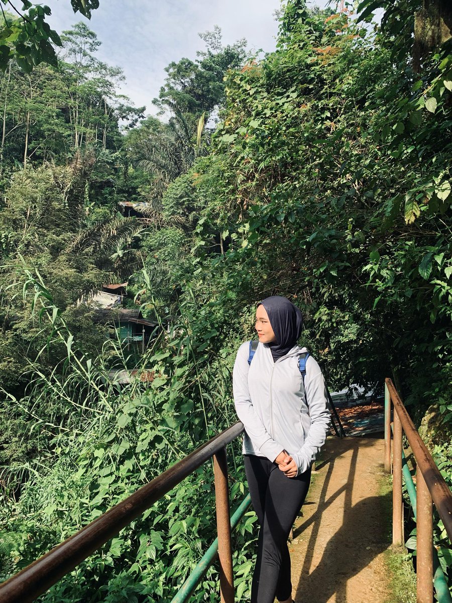 crushnyareece's tweet image. BENERAN UNDER 60K UDAH SEBAGUS INI? 😭😭 Buat dipake hiking juga no kaleng kaleng, nyaman banget, ga bikin bau, ringan dan udah anti uv👀✨️
