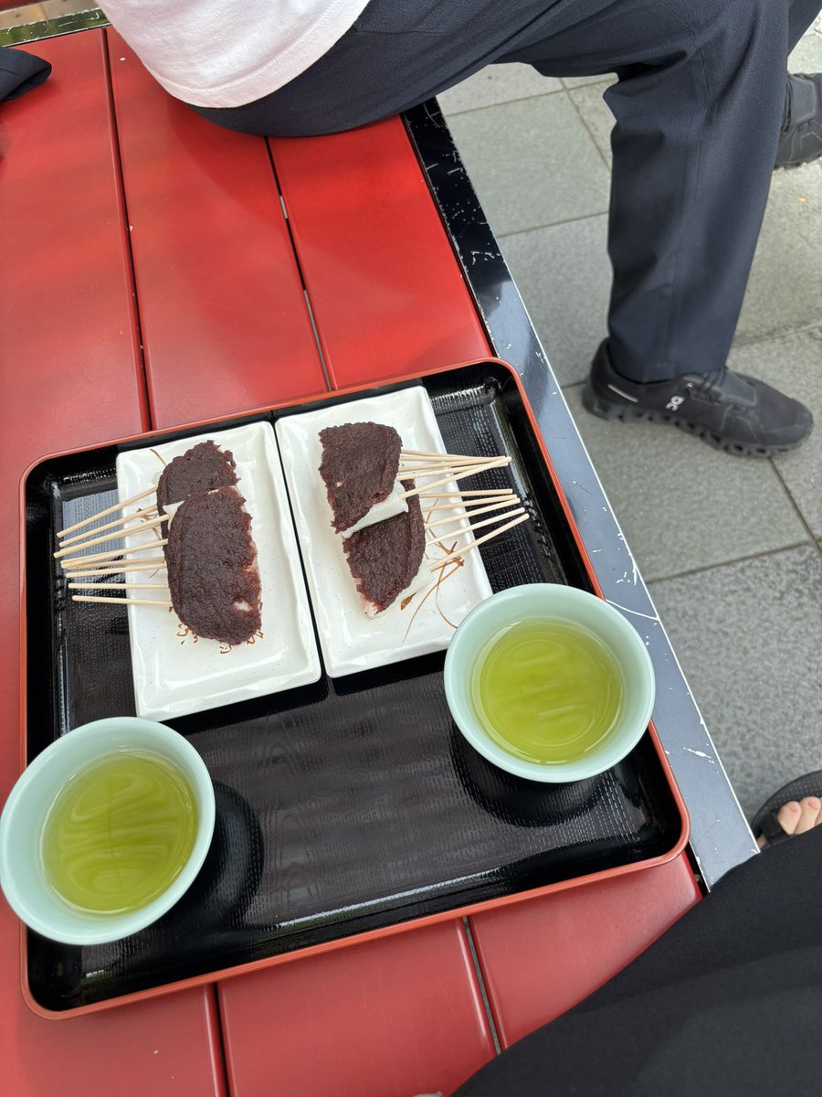 MD03400040's tweet photo. 厄除け団子🍡 https://t.co/T9WuB9rXbD