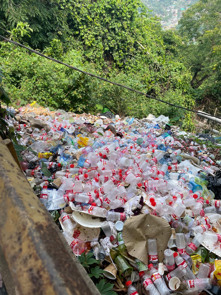 rishi_baruah's tweet image. This is captured at Maa Kamakhya Hill!

Seriously, this is not acceptable at all. No civic sense even at a place of worship!

Pic credit : @ninadmkashyap 

#BeResponsible