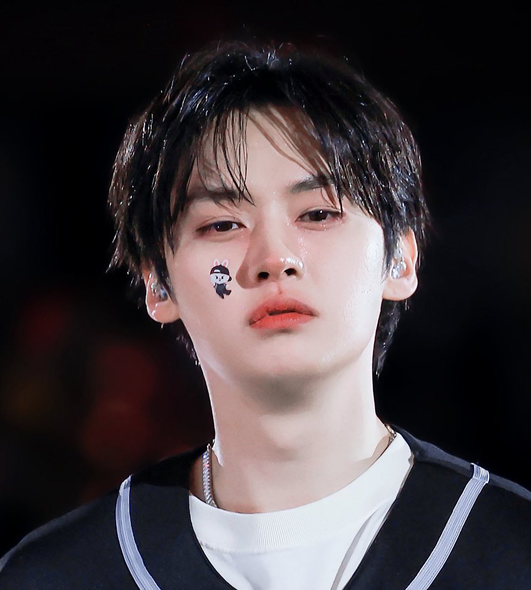NOOO WHATS WRONG PRINCESS 😭😭😭