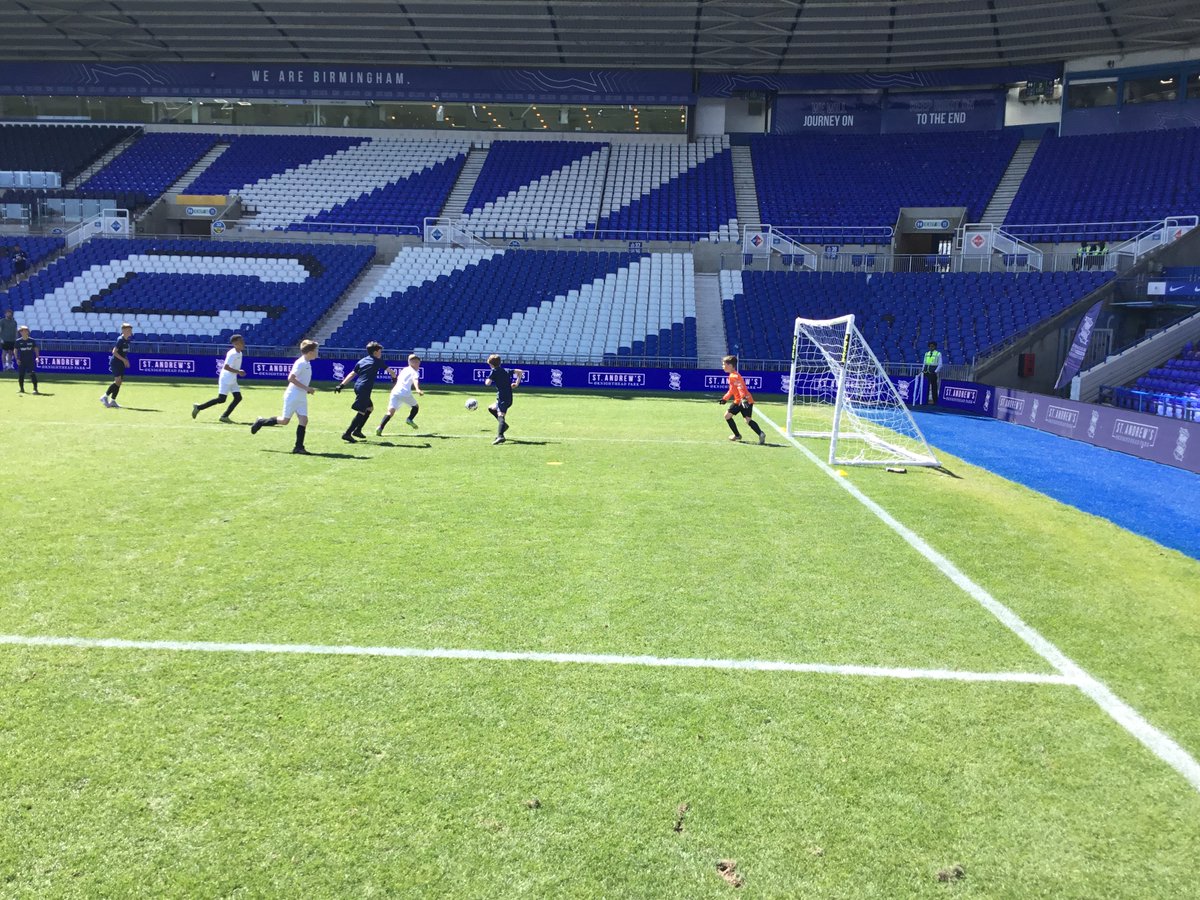 Willows_Primary's tweet photo. What a team! Yesterday, the boys football team did Willows proud again representing the school in the Birmingham City Primary Vertu Cup Finals making it all the way to the semi-finals! Amazing ambassadors for the school - a massive well done! @BCFC_Foundation  #teamplayer https://t.co/pMVAARaZ59