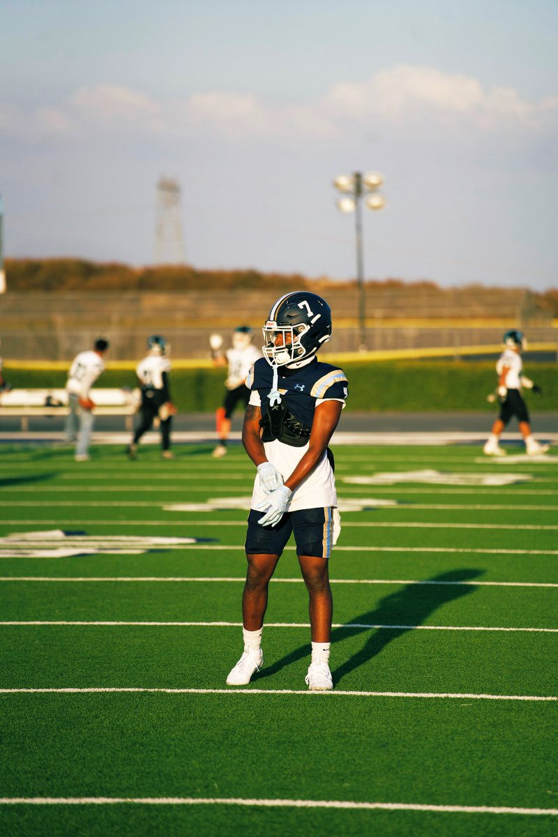 Kaidyn Garrett (@kdot_duece) on Twitter photo O Offers, O stars...Senior Season approaching still not letting up. Y'all gonna see soon !! #keepworkin #freeeducation #grinddontstop #LetsBall #weball #CollegeFootball <a href="/CoachDauser/">CoachDauser</a> <a href="/CoachGRusso/">Giovanni Russo</a> <a href="/Crutch24Tony/">Tony Crutchfield</a> O Offers, O stars...Senior Season approaching still not letting up. Y'all gonna see soon !! #keepworkin #freeeducation #grinddontstop #LetsBall #weball #CollegeFootball <a href="/CoachDauser/">CoachDauser</a> <a href="/CoachGRusso/">Giovanni Russo</a> <a href="/Crutch24Tony/">Tony Crutchfield</a>